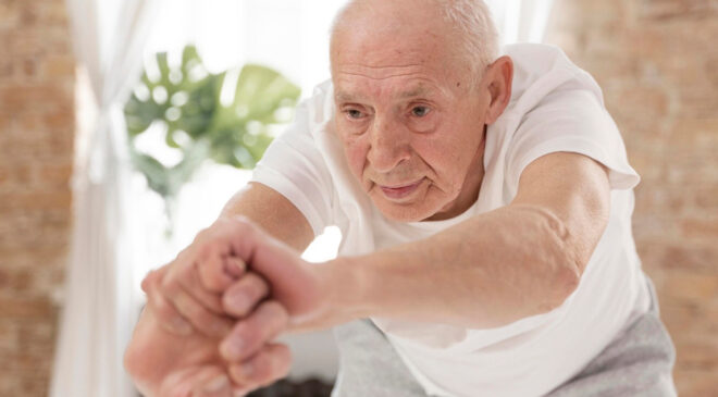Sarcopenia, cervello e autonomia: perché la forza è anche cognitiva